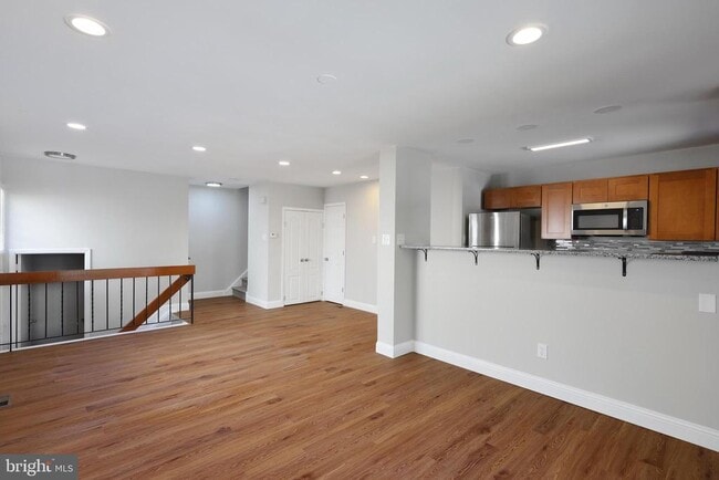 property at 9331 Neil Rd