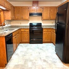 1231 Shannon Way SW, Unit 1231 Shannon Way in Marietta, GA - Foto de edificio - Building Photo