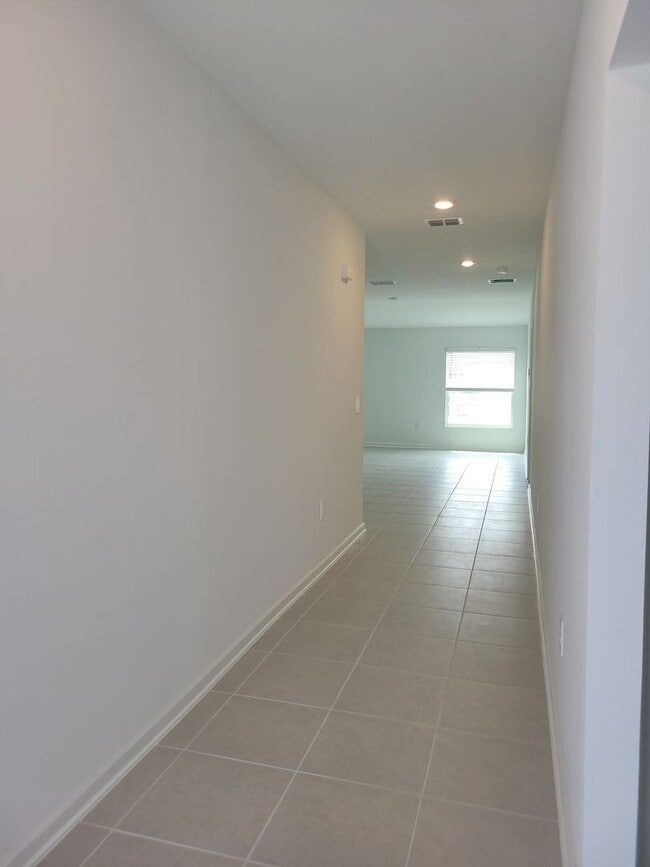 2114 Marksman Rd in Eagle Lake, FL - Building Photo - Building Photo