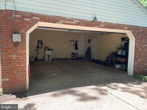 24 Maple Ave in Cherry Hill Township, NJ - Building Photo - Building Photo