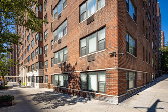 435 E 63rd St in New York, NY - Building Photo - Building Photo