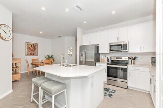 12280 Wellen Golf St, Unit 301 in Venice, FL - Building Photo - Building Photo