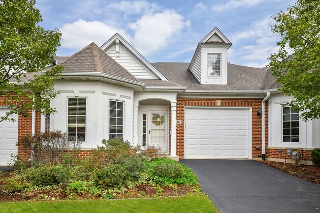 property at 310 Delnor Glen Dr