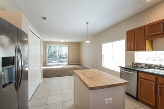 12336 Hollybush Terrace in Lakewood Ranch, FL - Building Photo - Building Photo