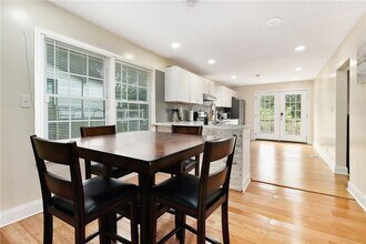 361 Adelle St SE in Atlanta, GA - Building Photo - Building Photo