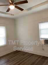 204 W Oak St in Stockton, CA - Building Photo - Building Photo