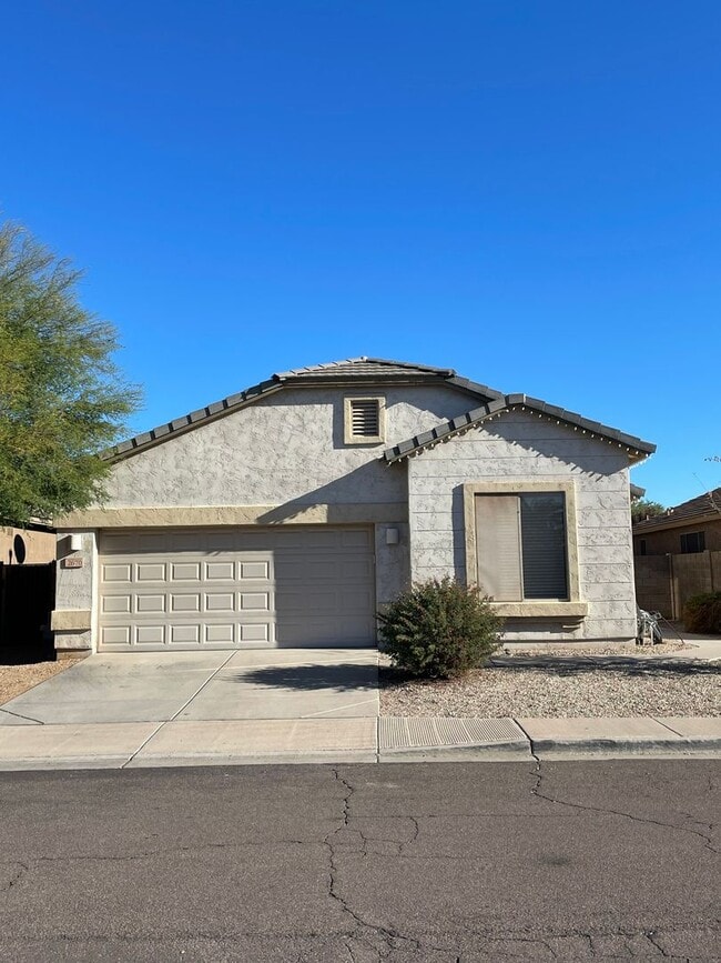 2670 E Hulet Dr in Chandler, AZ - Building Photo - Building Photo