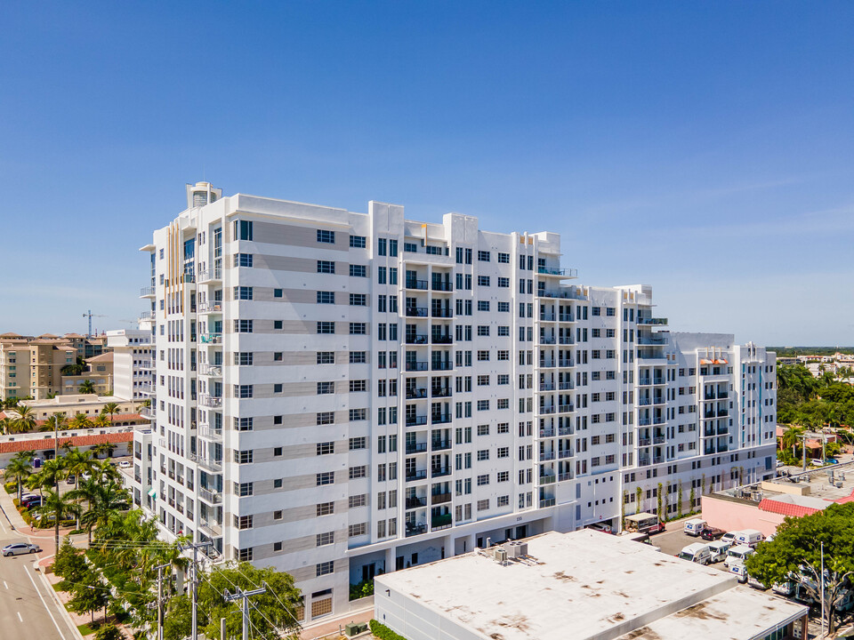 Tower 155 in Boca Raton, FL - Building Photo