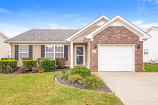 1922 Odessa Ave in Murfreesboro, TN - Building Photo