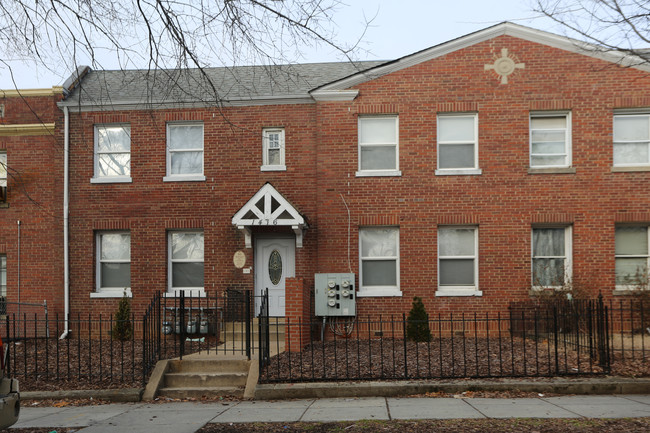 1416 Staples St Ne in Washington, DC - Building Photo - Building Photo