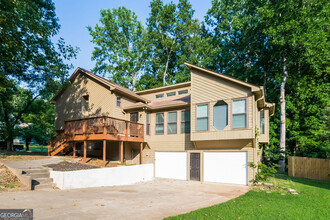 3848 Nowlin Rd in Kennesaw, GA - Building Photo - Building Photo