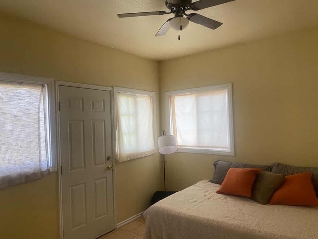 12145 161st St in Norwalk, CA - Building Photo - Building Photo