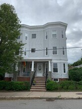 90 School St in Somerville, MA - Building Photo - Building Photo