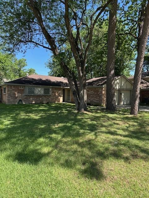 2419 Peaceful Valley Dr in Spring, TX - Building Photo