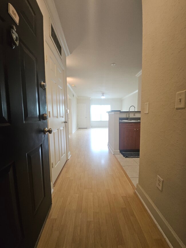 202 E South St, Unit 4049 in Orlando, FL - Building Photo - Building Photo