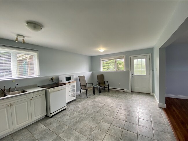 3 Aurora Blvd in Quispamsis, NB - Building Photo - Building Photo