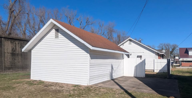 205 37th St in Huntington, WV - Building Photo - Building Photo