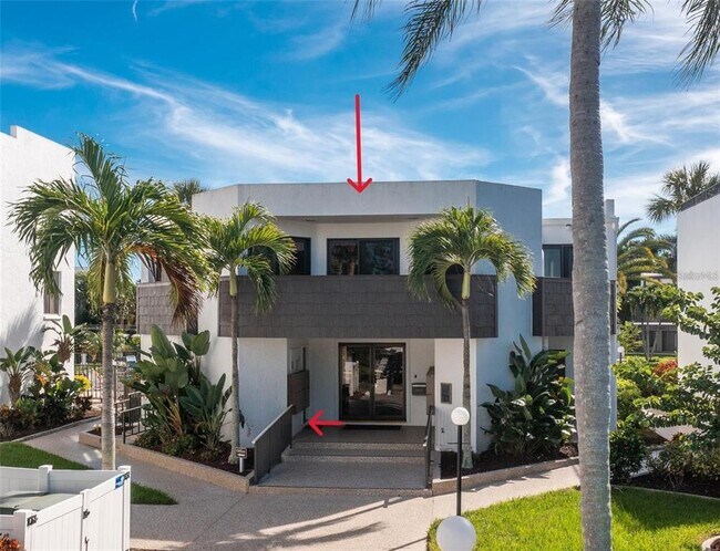 2955 N Beach Rd in Englewood, FL - Building Photo - Building Photo