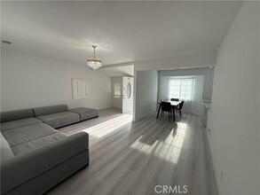 40 Merlon Ave in Pasadena, CA - Building Photo - Building Photo