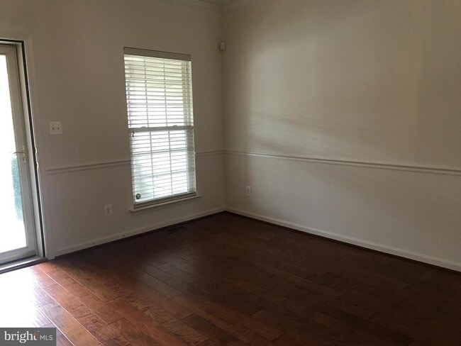 333 Elizabeth Dr in Kennett Square, PA - Building Photo - Building Photo