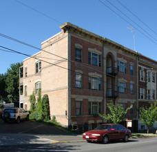 Southside Apartments in Spokane, WA - Foto de edificio - Building Photo