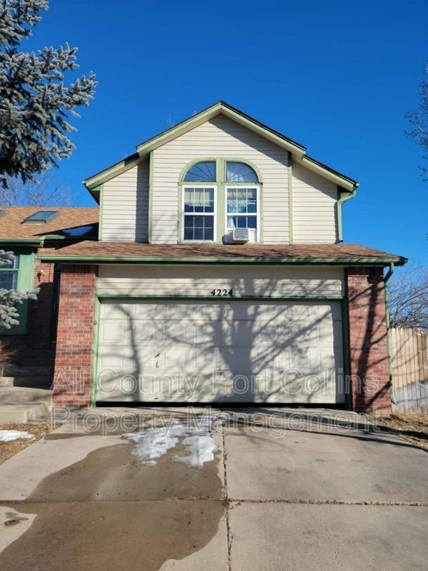 4224 Saddle Notch Dr