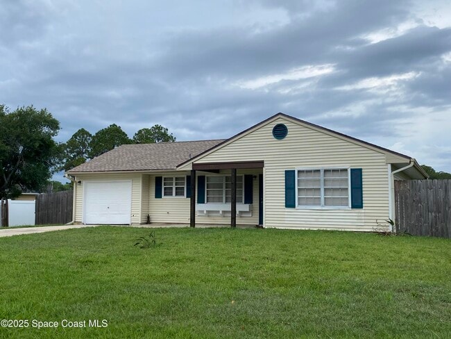 265 Benchor Rd NW in Palm Bay, FL - Building Photo - Building Photo