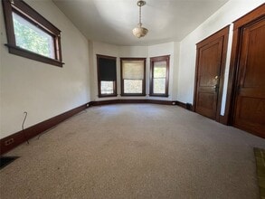 250 E 9th St in Erie, PA - Building Photo - Building Photo