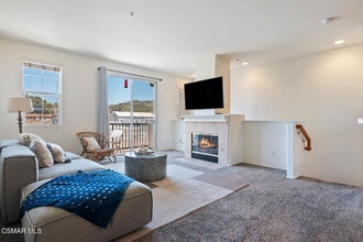 2438 Kipana Ave in Ventura, CA - Building Photo - Building Photo
