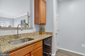 4862 Eisenhower Ave in Alexandria, VA - Building Photo - Building Photo