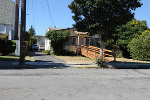 556-558 #'s 1-3 Simon St in Hayward, CA - Building Photo