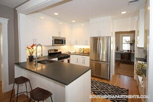 658 Massachusetts Ave, Unit 2 in Boston, MA - Building Photo