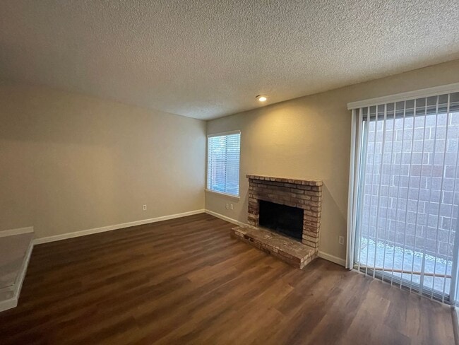 2113 O St in Sacramento, CA - Building Photo - Building Photo
