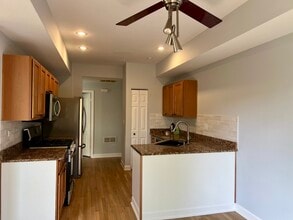 473 Metropolitan St in Aurora, IL - Building Photo - Building Photo