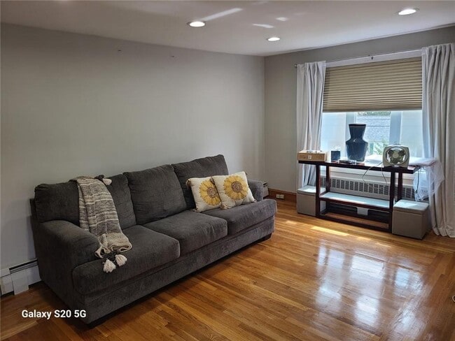 66 Aetna St in Central Falls, RI - Building Photo - Building Photo