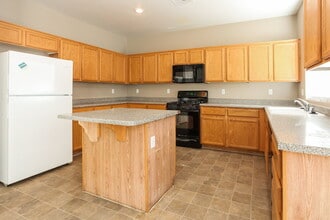 4926 Quartz Crest St in North Las Vegas, NV - Building Photo - Building Photo