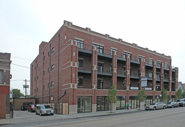 4141 N Kedzie Ave in Chicago, IL - Building Photo - Building Photo