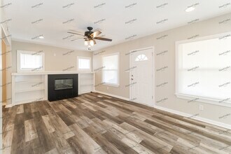 3709 E 36th St in Kansas City, MO - Building Photo - Building Photo