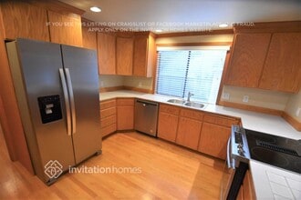 2350 215th Pl SW in Brier, WA - Building Photo - Building Photo