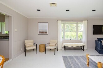 15 Maidstone Ave in East Hampton, NY - Building Photo - Building Photo