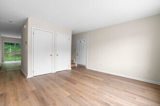 100 Meriden Rd in Waterbury, CT - Building Photo - Building Photo