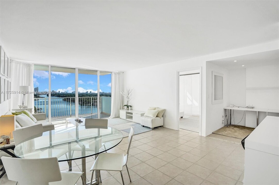 5838 Collins Ave in Miami Beach, FL - Building Photo