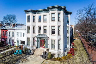 424 E Capitol St NE in Washington, DC - Building Photo - Primary Photo