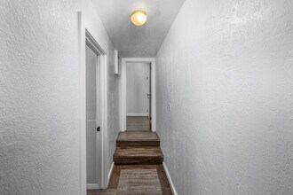 1802 NW Lake Ave in Lawton, OK - Building Photo - Building Photo