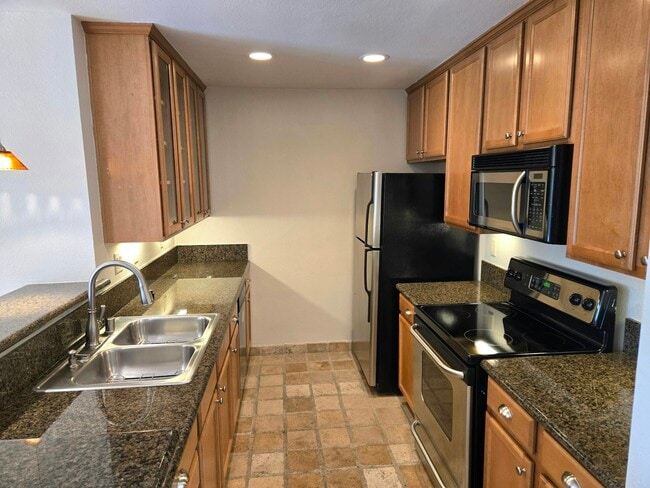 property at 7130 Shoreline Dr