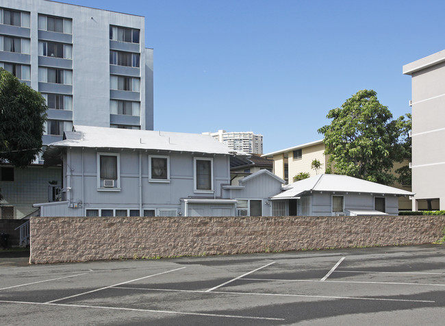 HL-20 in Honolulu, HI - Building Photo - Building Photo