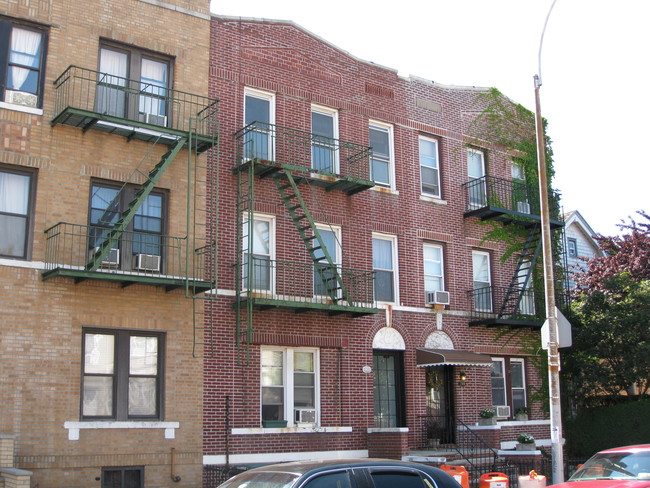 270 86th St in Brooklyn, NY - Foto de edificio - Building Photo