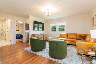 1850 Rocky Point Rd in East Marion, NY - Building Photo - Building Photo