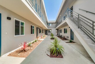 IB Villas in Imperial Beach, CA - Building Photo - Building Photo