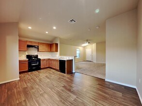 13108 Bridgewater Ct in Piedmont, OK - Foto de edificio - Building Photo